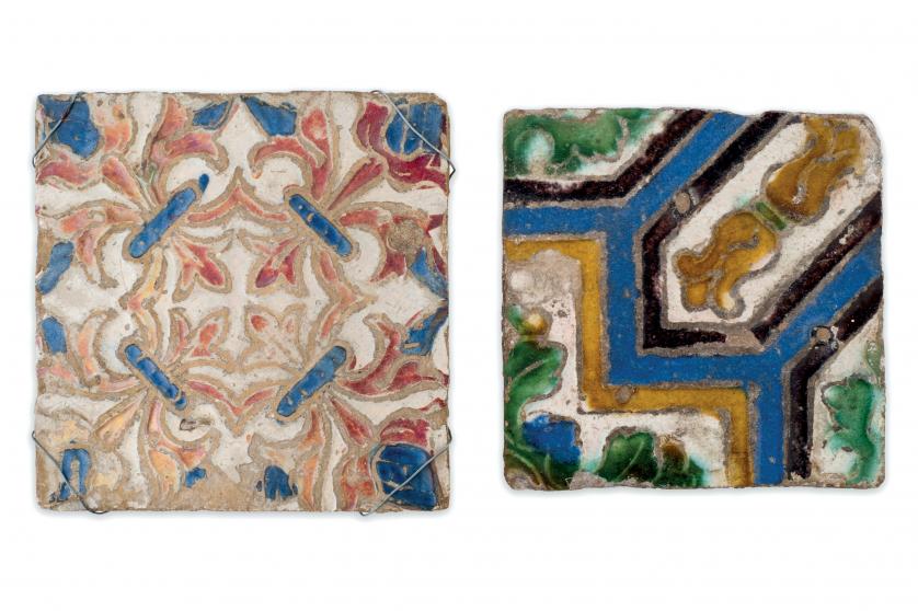 Pareja de azulejos hispano moriscos. S. XVI