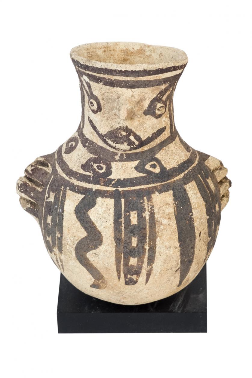 Vasija antropomorfa. Perú. Chancay. 1000-1400 d.