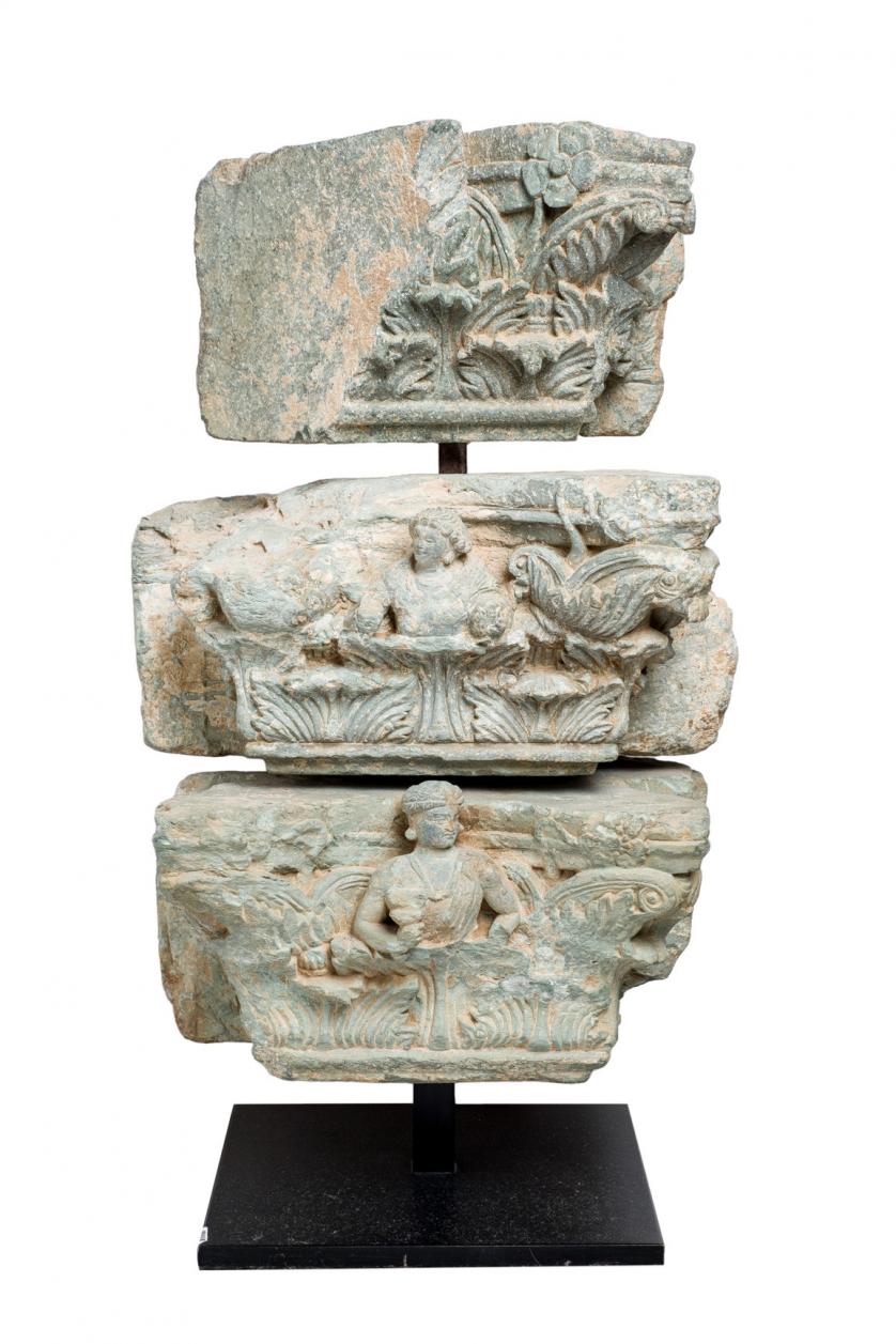 Conjunto de capiteles. Arte Gandhara. S.II d.C