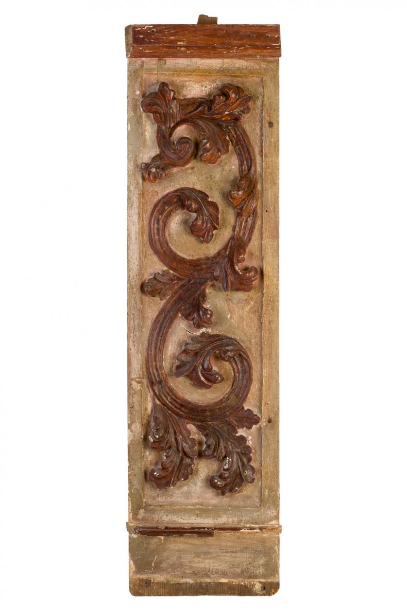 Parte de retablo en madera. Antigua
