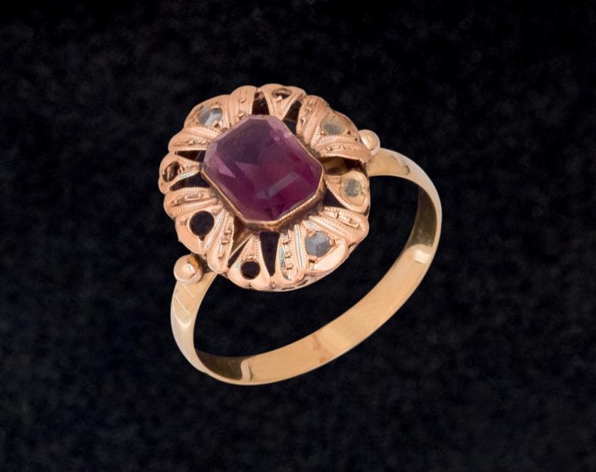 Gold ring with imitation stones