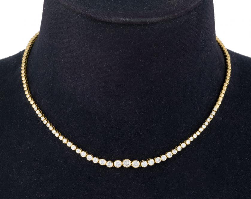 Yellow gold diamond necklace 2.91 cts