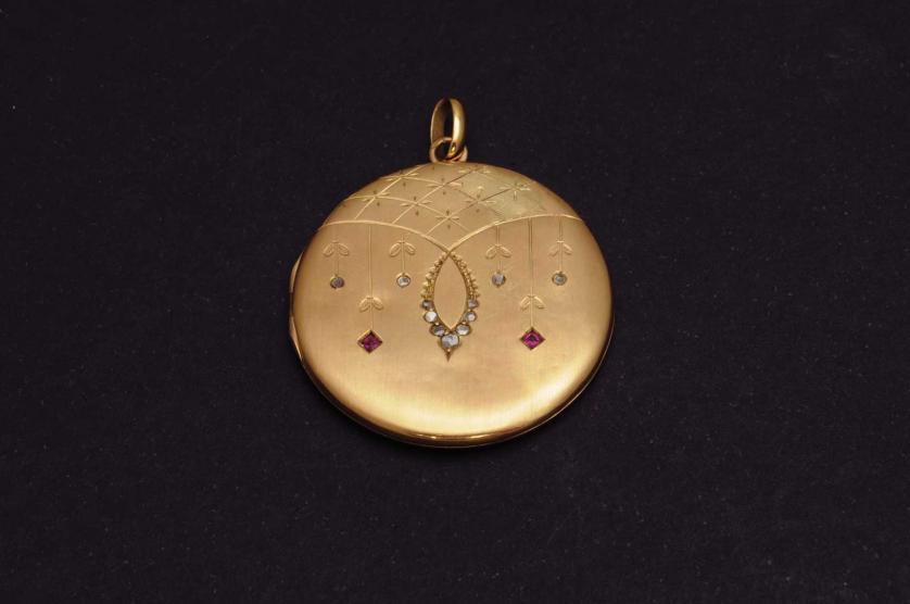 antique locket with diamonds