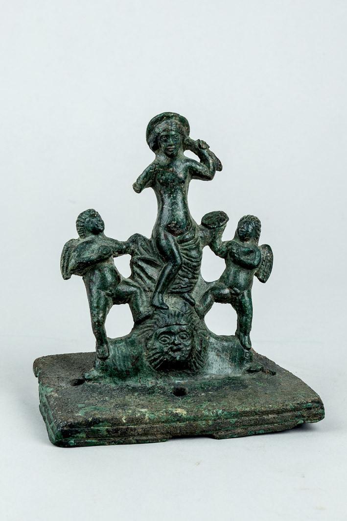 Aphrodite Anadyomene bronze figure