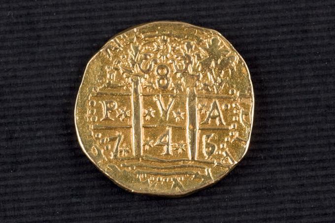 8 escudos. Felipe V. 1748. Lima. Falsa antigua