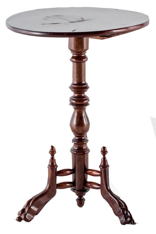 An English style occasional table