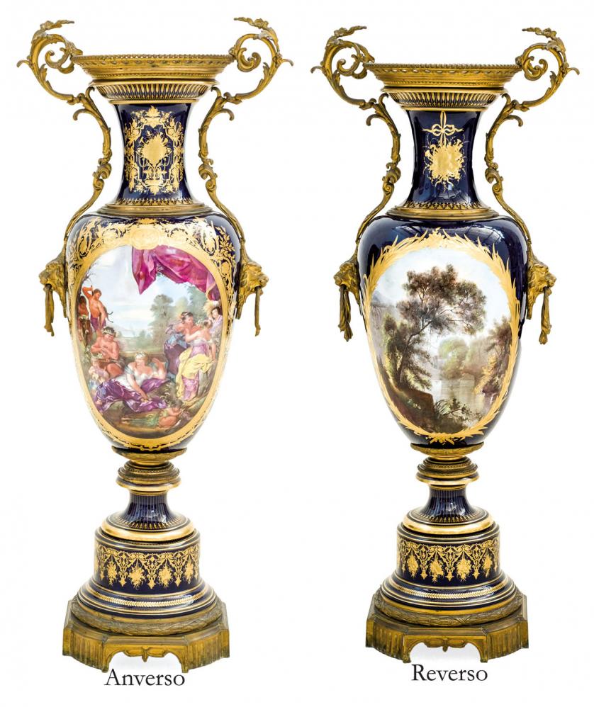 Jarrón de porcelana de Sèvres. Francia. S. XIX
