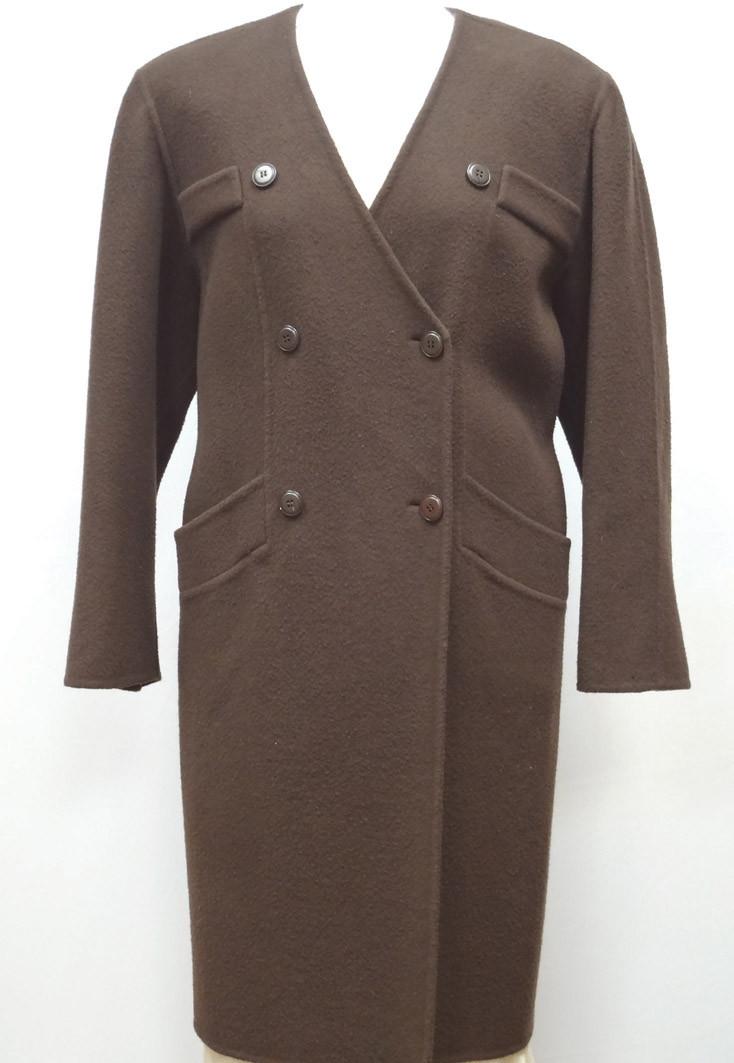 Christian Dior. Abrigo de lana marrón