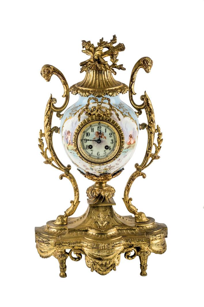 Reloj de sobremesa estilo Luis XVI, Ffs. S. XIX