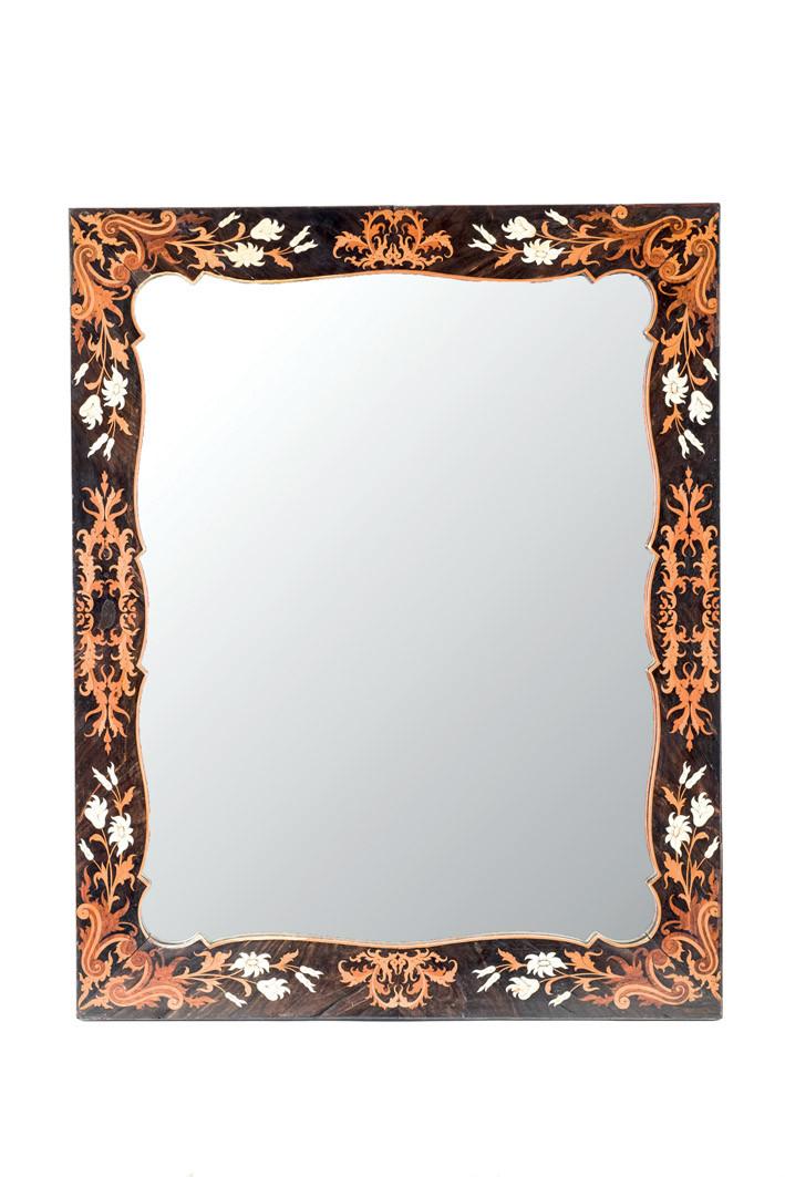 Espejo de madera de nogal con marquetería