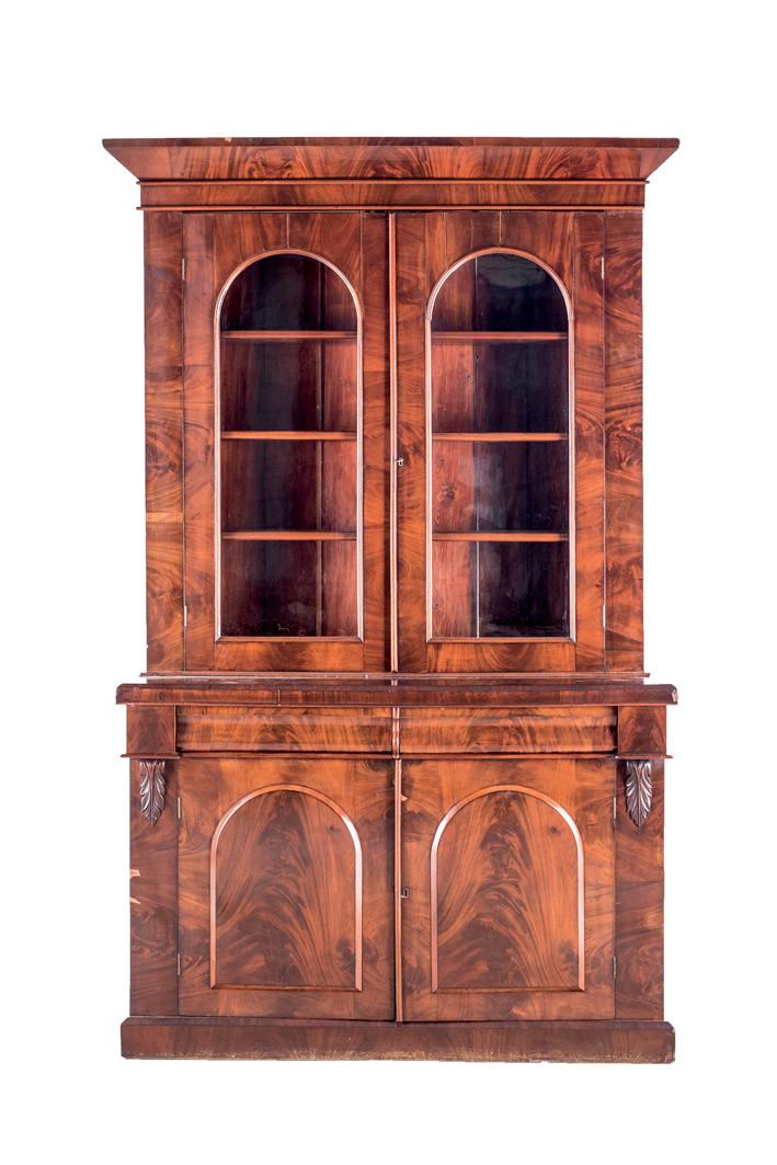 An English George IV bookcase, 19th C.