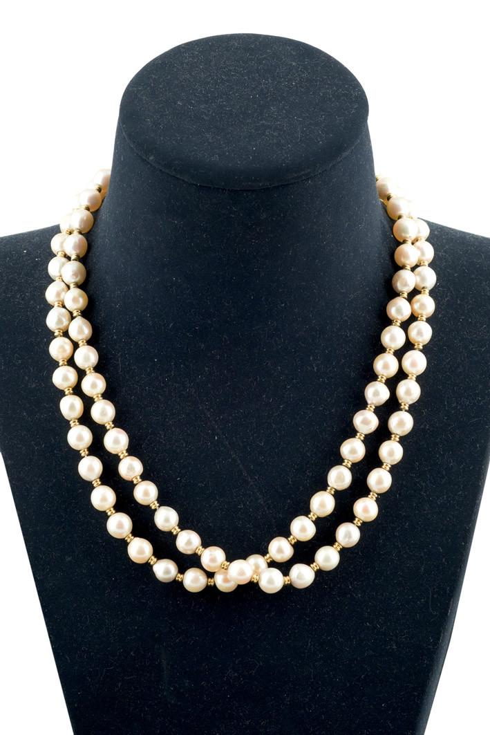 Japanese pearl and gold necklace