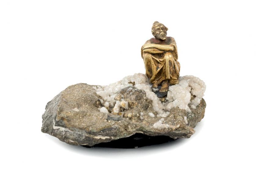 Figura de bronce sobre base mineral