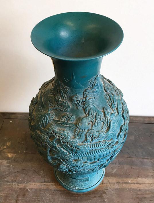 An antique Chinese porcelain vase