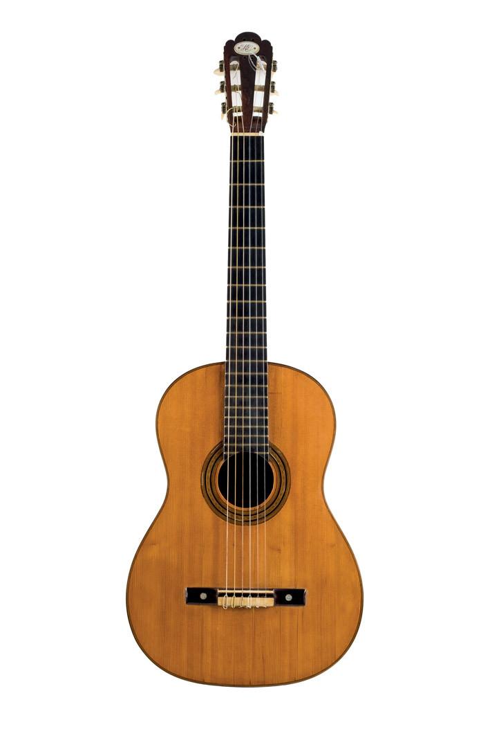 Guitarra construida por Antonio de Torres 1867