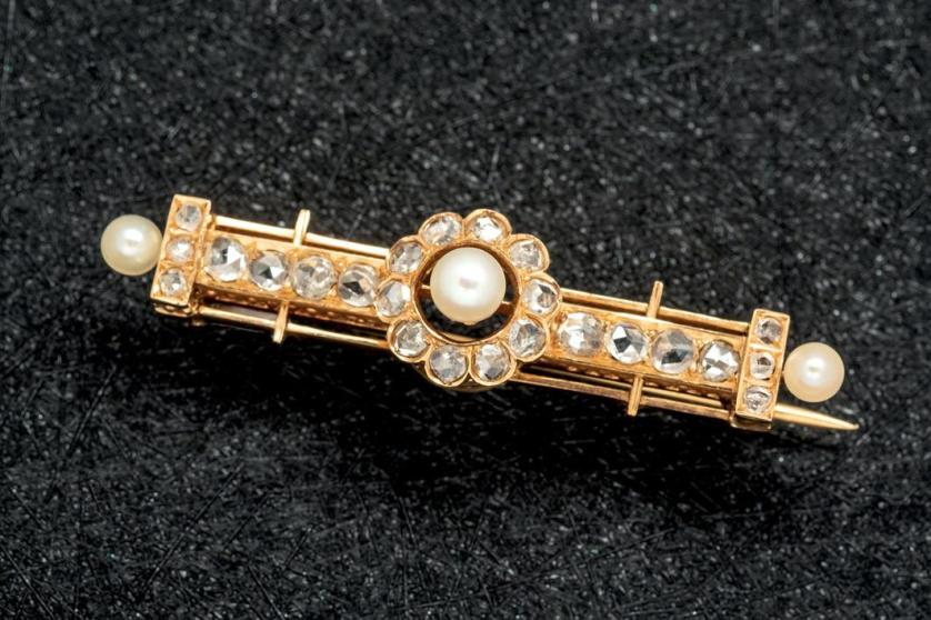 Broche siglo XIX, Viena, oro, perlas y diamantes