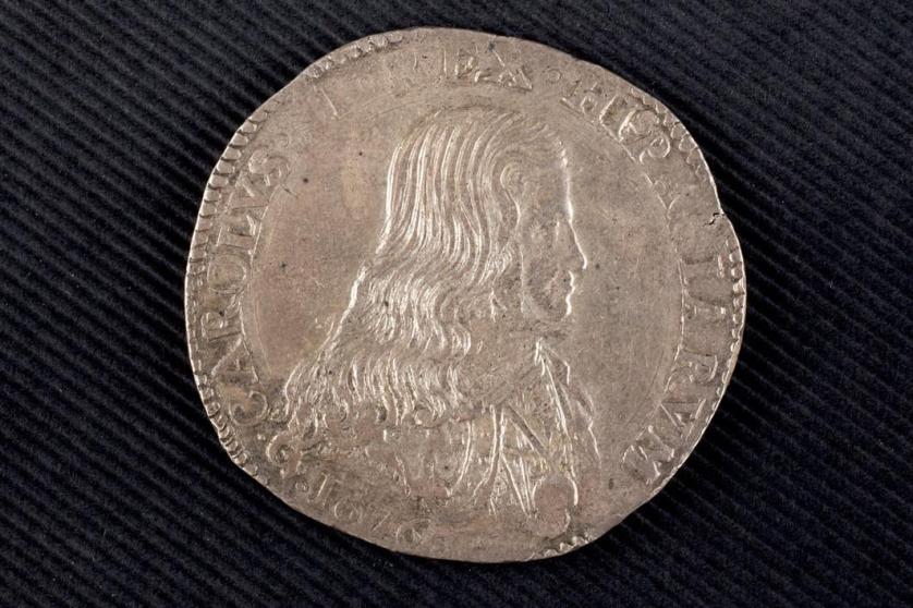 1 filipo de plata. Carlos II. 1676. Milán.