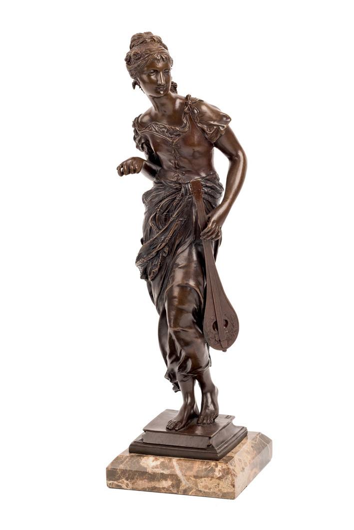 Escultura en bronce con pátina marrón