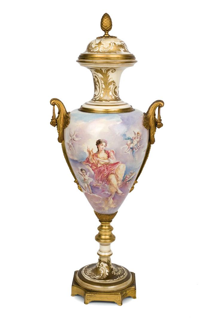 Jarrón de porcelana Sèvres. S. XIX