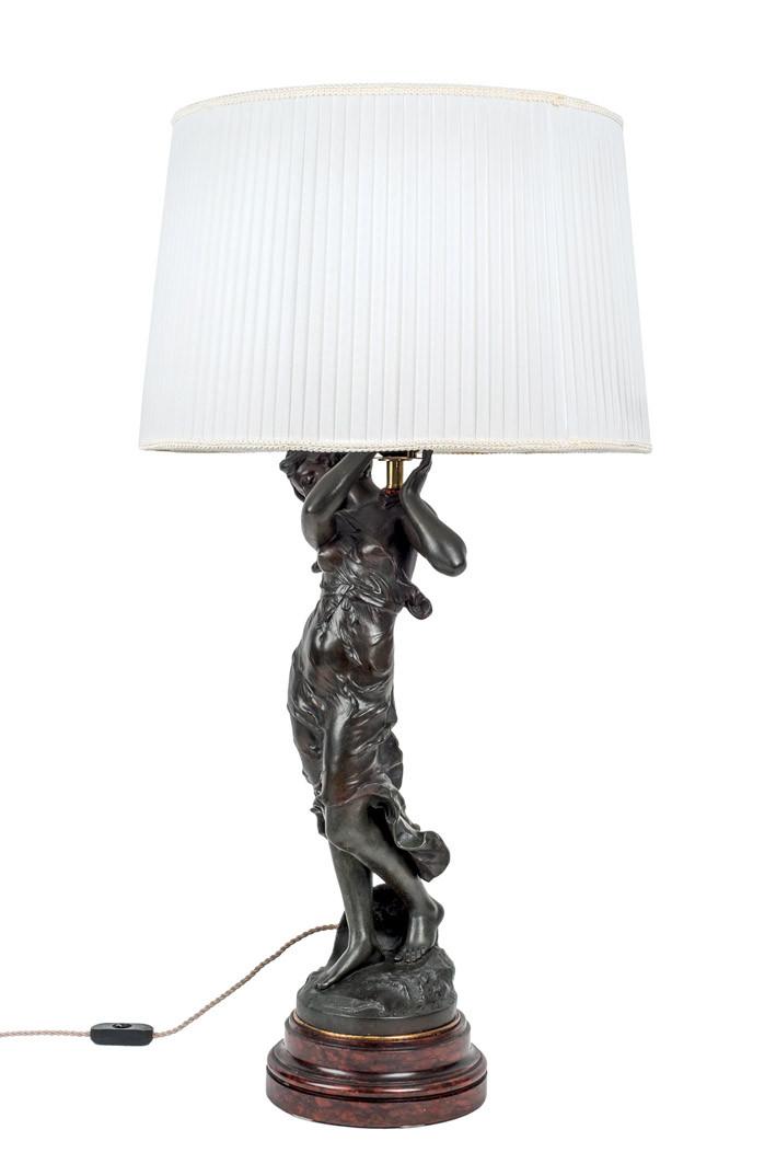 Bronze lamp