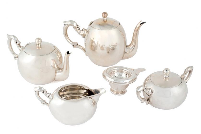 Tea set in Spanish silver