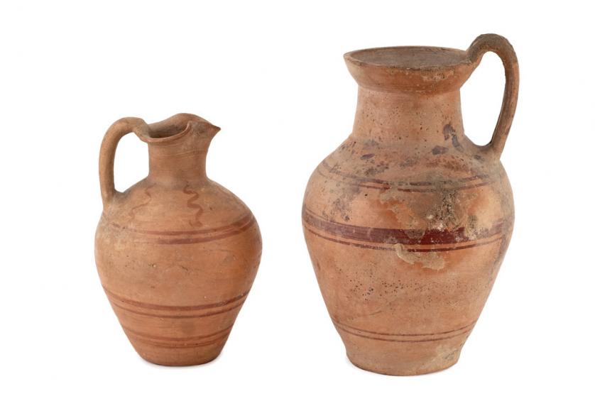 Pareja de oinochoes de cerámica. Púnico IV-III aC