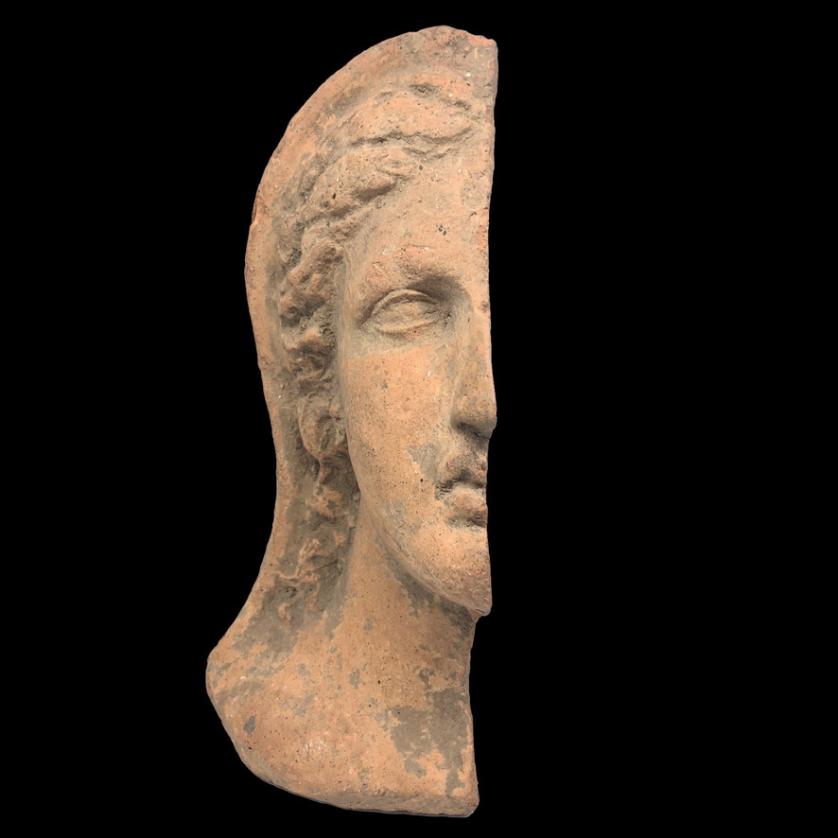 Perfil votivo masculino etrusco, S. IV-III a.C