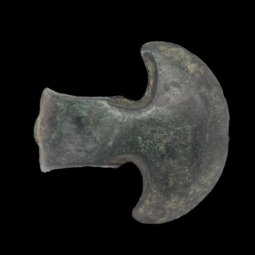 Cabeza de hacha persa de bronce, 1000 a.C