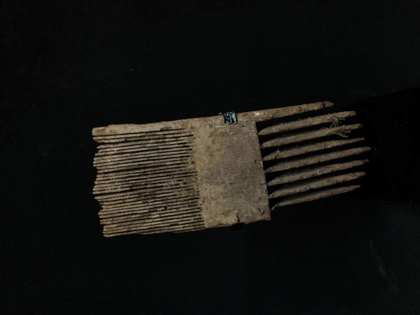 Peine egipcio de madera, S. IV a.C: Período Copto