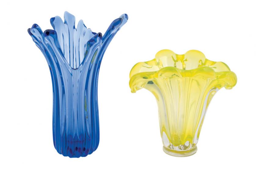 Pairs of vases