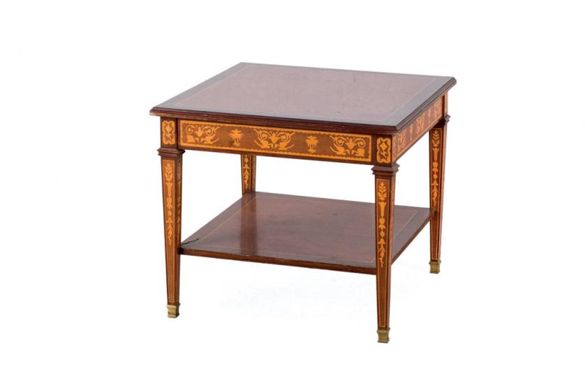 square low table