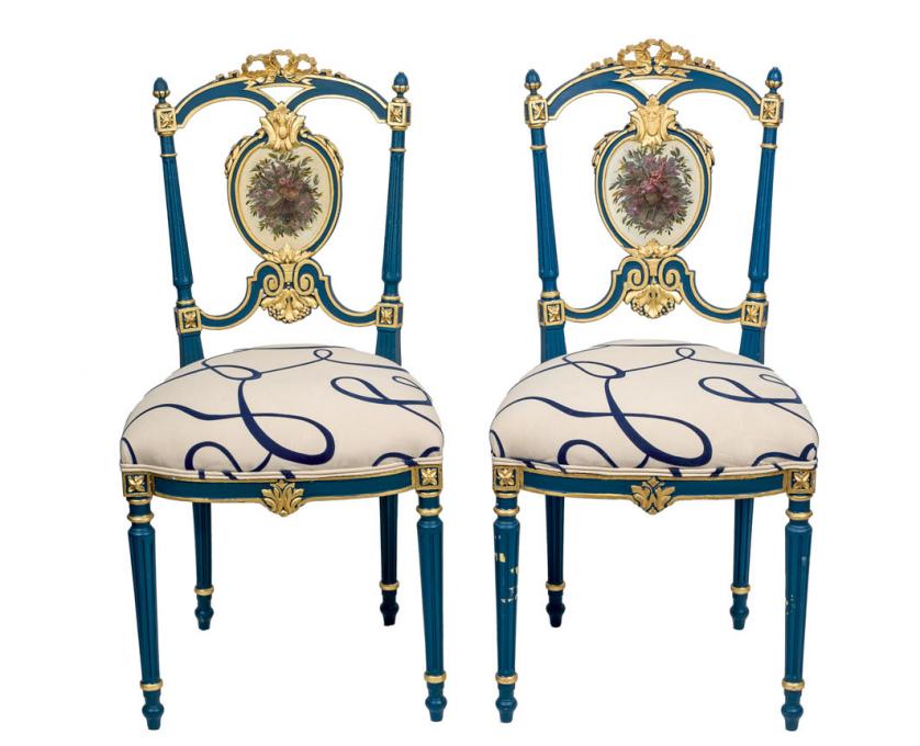 Pair of Alfonsino style chairs