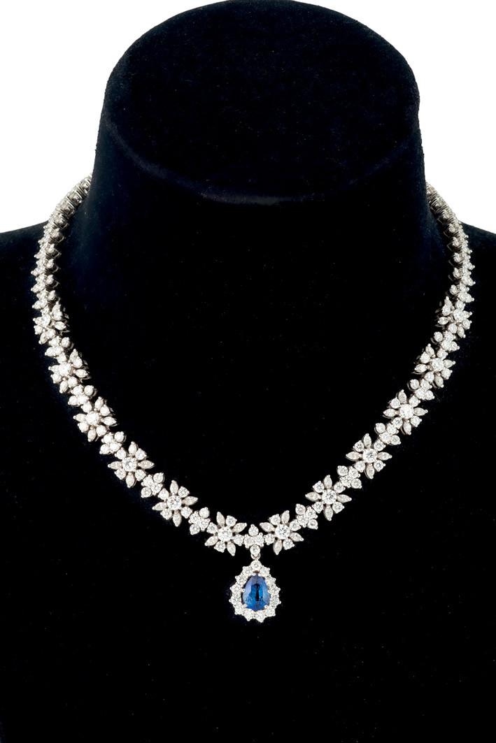 Great sapphire and diamond necklace