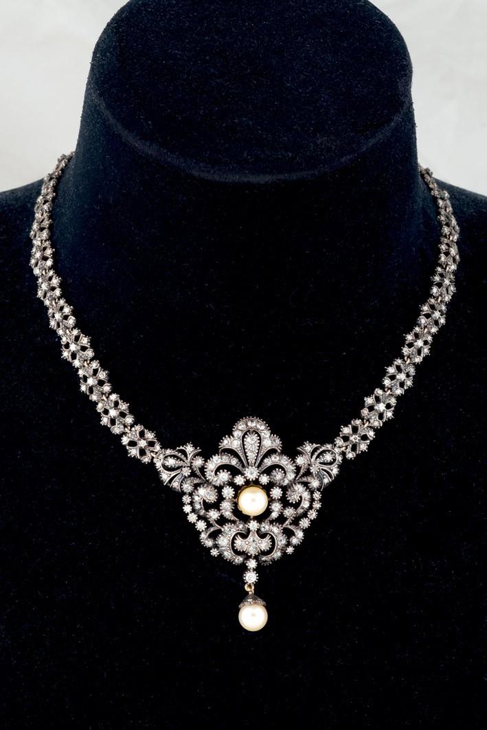 Gold and silver pearl diamond necklace