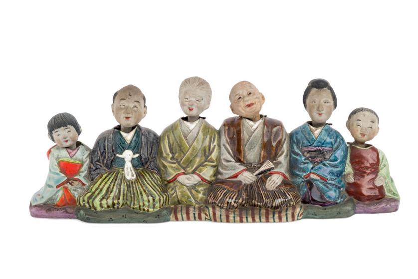 Familia japonesa terratoca. Cabezas basculantes