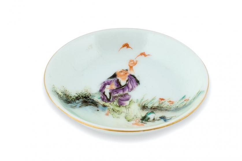 Chinese porcelain plate. 20th Century